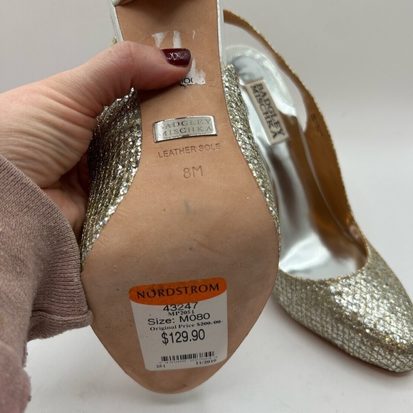 BADGLEY MISCHKA WOMEN'S KISS KISS SLINGBACK PUMP GOLD GLITTER US SIZE 8 MEDIUM - Picture 12 of 13